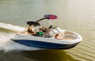 Bayliner VR6 med MerCruiser sterndrive - 1