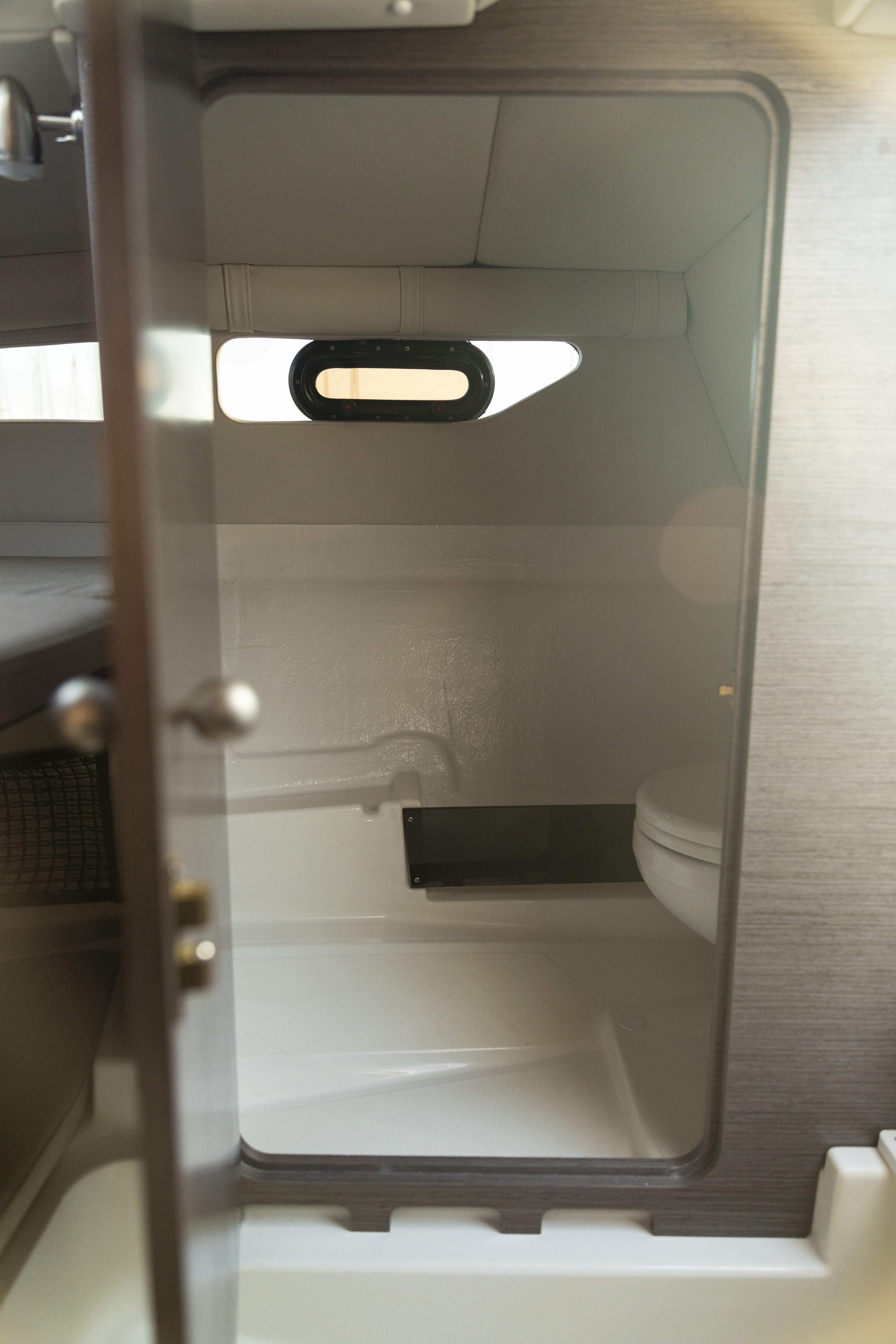 Bayliner VR6 OB Cuddy - 11