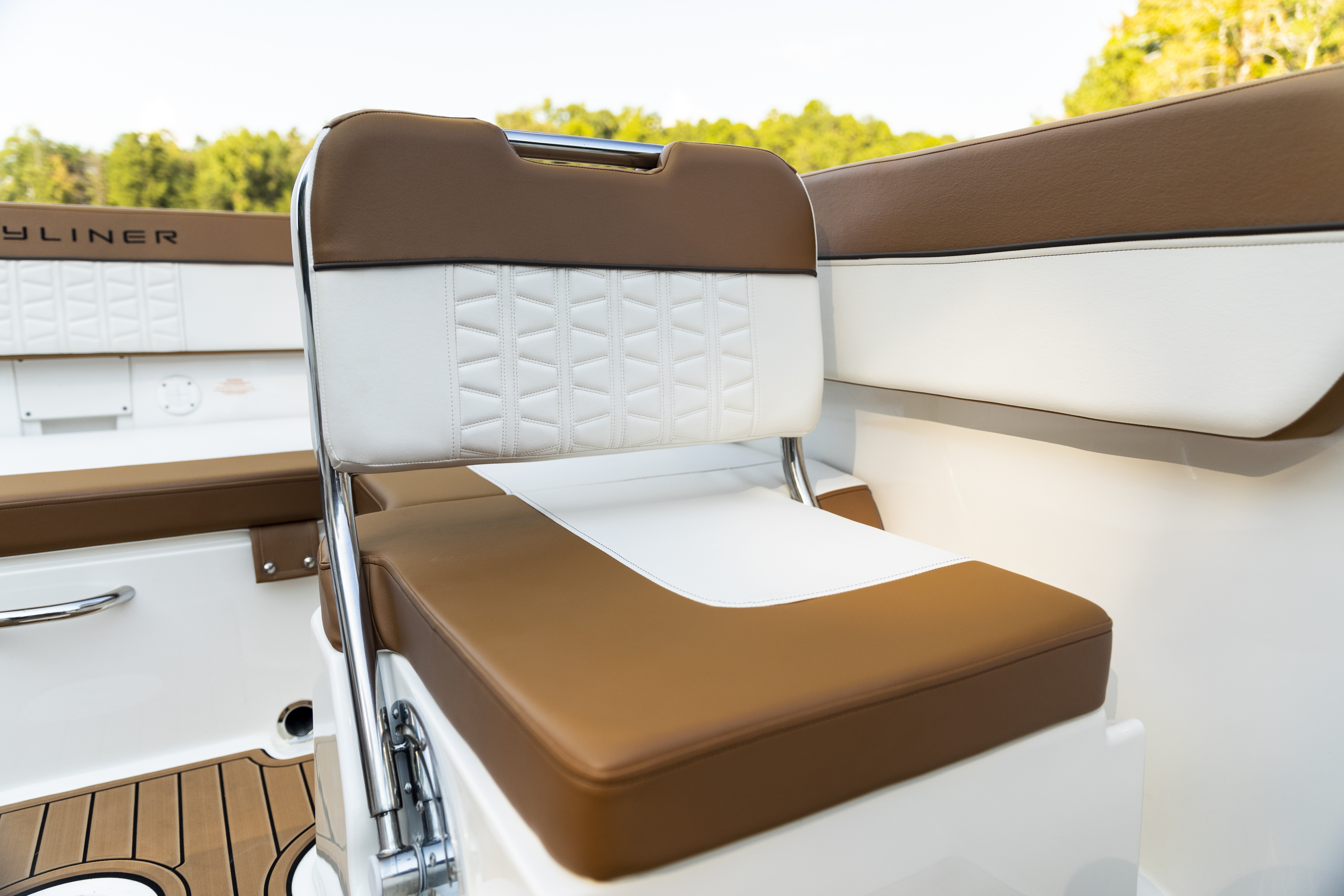 Bayliner VR6 OB - 10