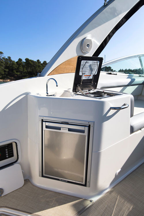 Bayliner Ciera 8 med Mercruiser sterndrive - 11